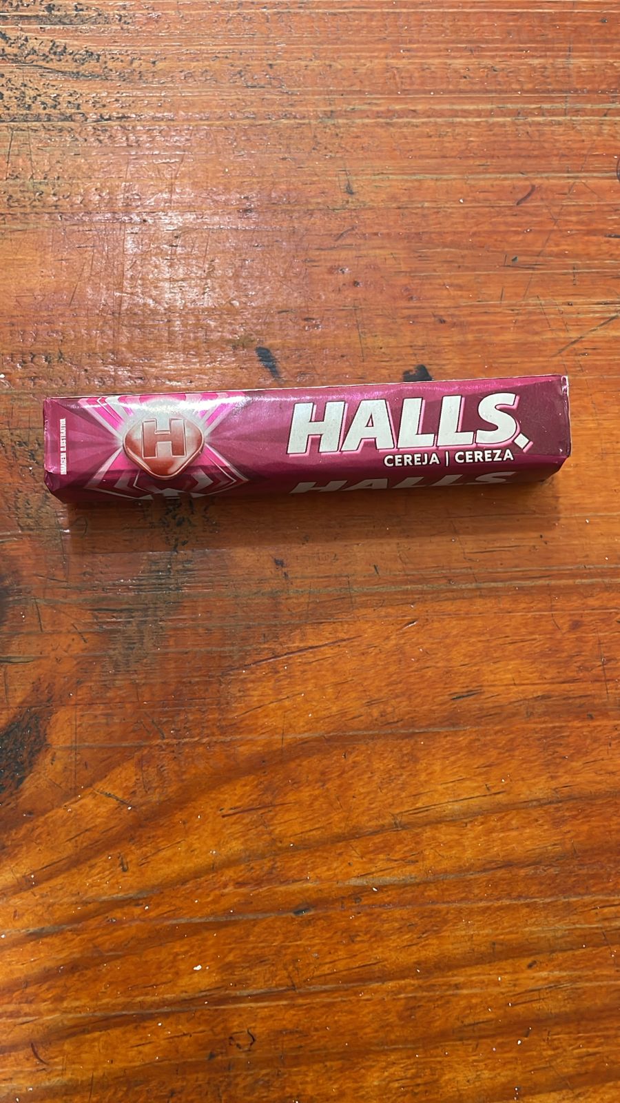 HALLS CEREJA